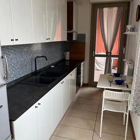 Tra Mare E Colli Apartment