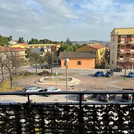 Tra Mare E Colli Loreto